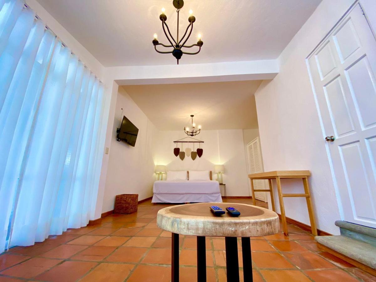 Hotel Cala Blanca Cuernavaca Buitenkant foto